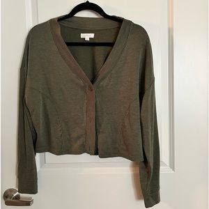 Olive Ribbed Cropped Cardigan. Size L.